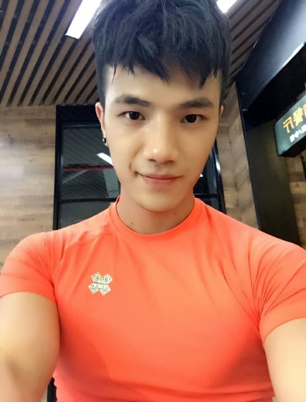 航航的第一张照片--鞍山相亲服务中心