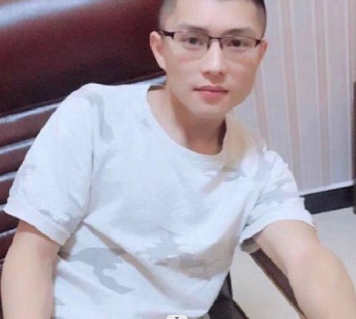 辉辉辉的第一张照片--鞍山相亲服务中心