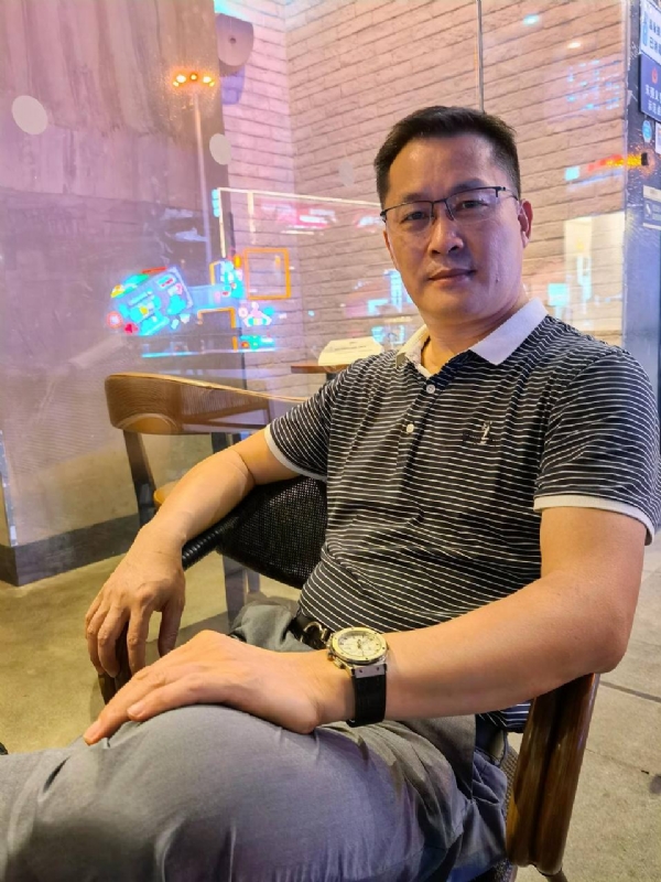 Allan的第三张照片--鞍山相亲服务中心