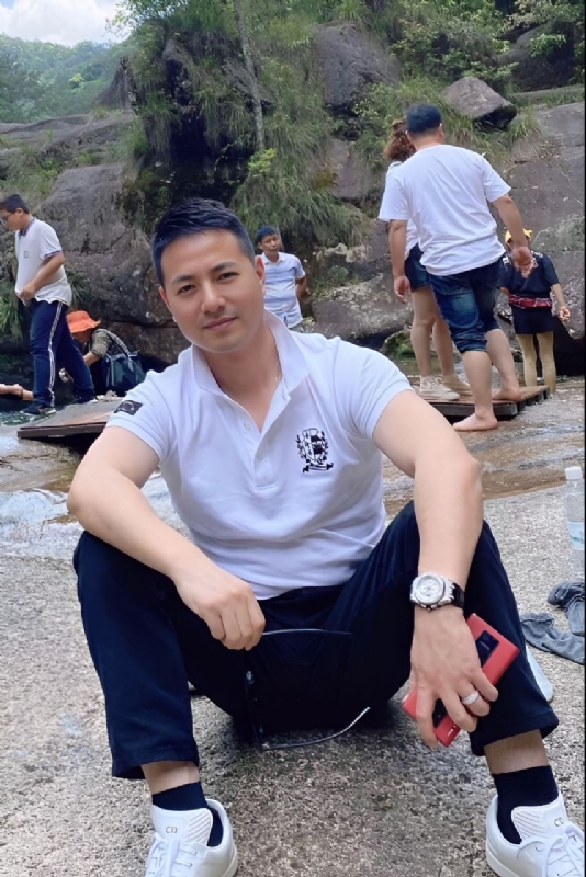 勿忘初心的第三张照片--鞍山相亲服务中心