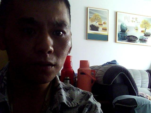 为爱而奋斗的第一张照片--鞍山相亲服务中心