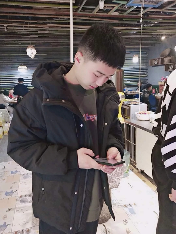 小赵的第一张照片--鞍山相亲服务中心