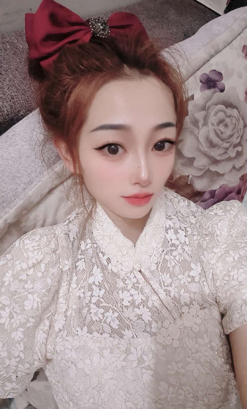 有缘千里来相会的第一张照片--鞍山相亲服务中心