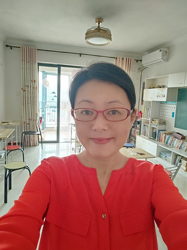 丽华的第二张照片--鞍山相亲服务中心