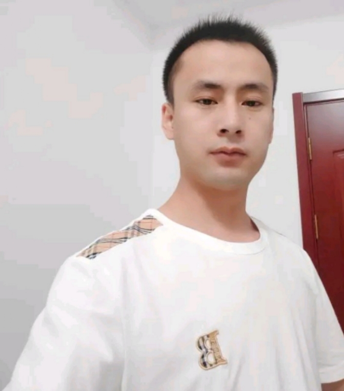 海阔天空的第一张照片--鞍山相亲服务中心