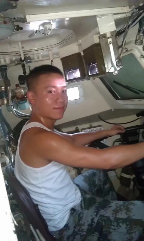 哥哥的第一张照片--鞍山相亲服务中心