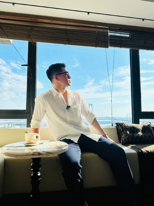 雨夜追风的第一张照片--鞍山相亲服务中心