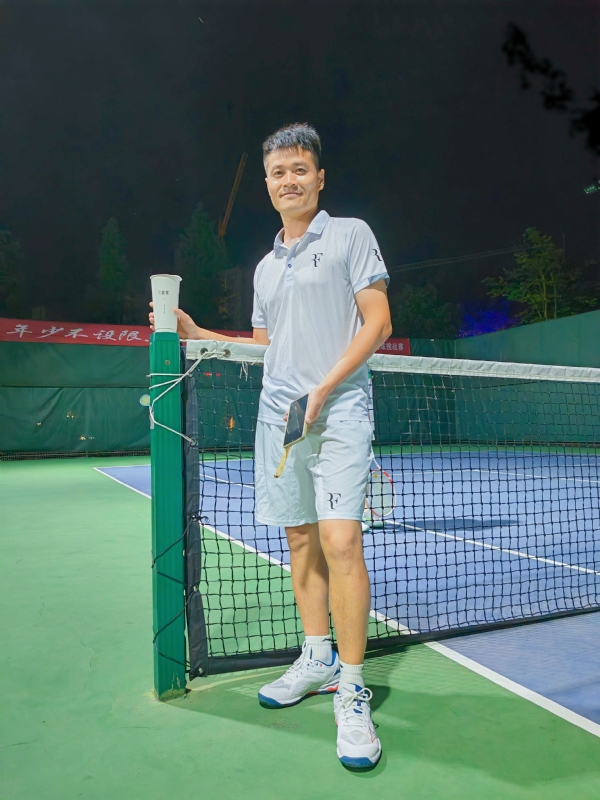 网球罗的第五张照片--鞍山相亲服务中心