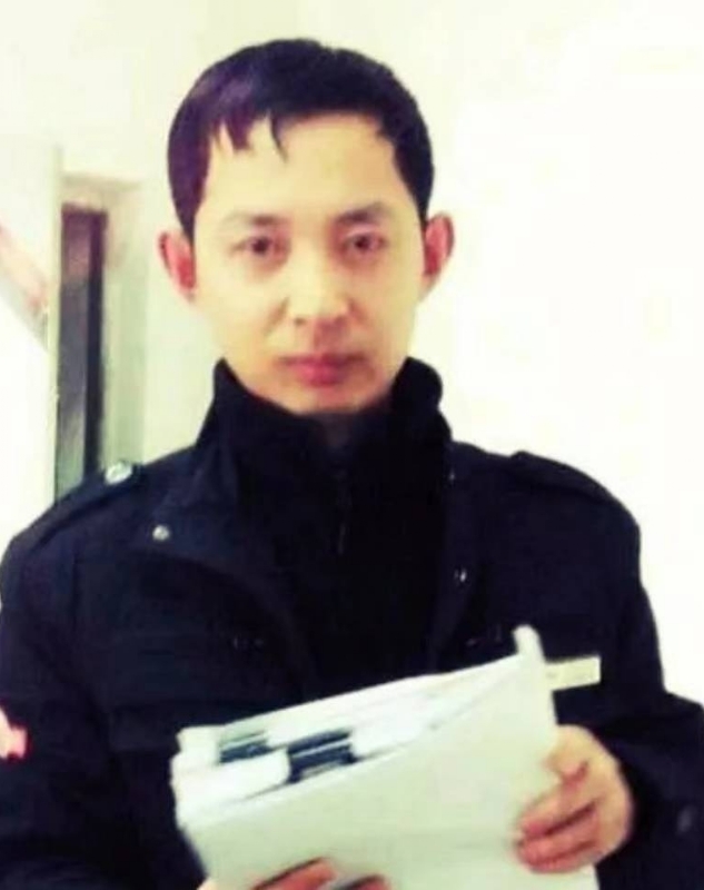 风雨中有你的第一张照片--鞍山相亲服务中心