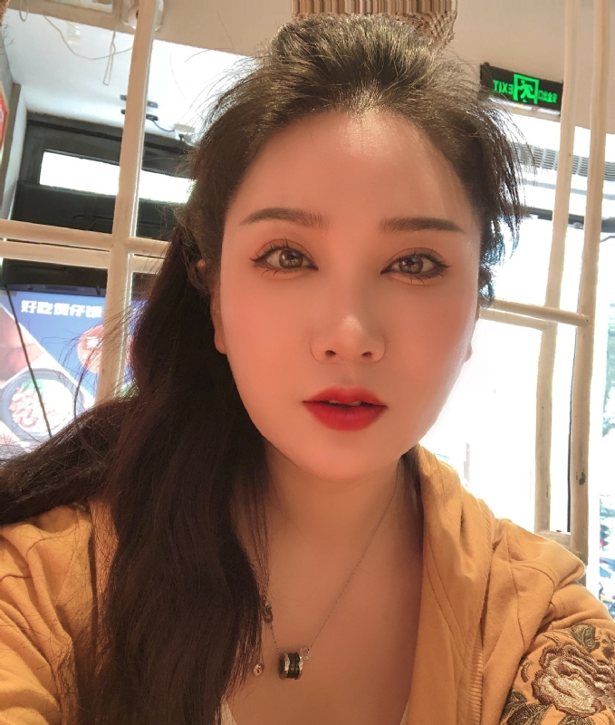 琳达的第二张照片--鞍山相亲服务中心