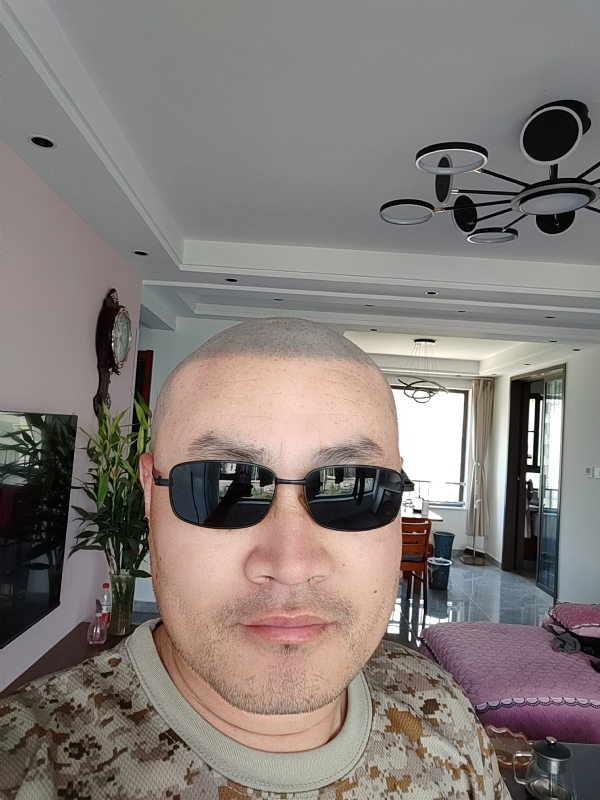 涛涛手写的第一张照片--鞍山相亲服务中心