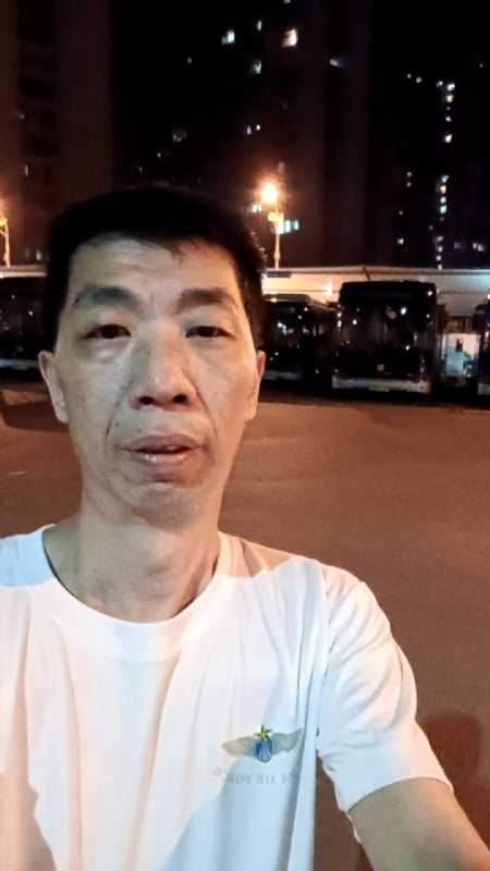 小丑的第一张照片--鞍山相亲服务中心