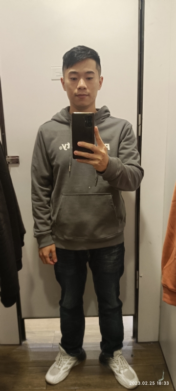 酷酷的少年的第一张照片--鞍山相亲服务中心