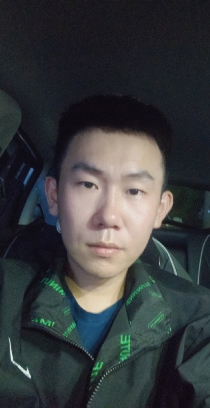 想结婚的小李的第一张照片--鞍山相亲服务中心