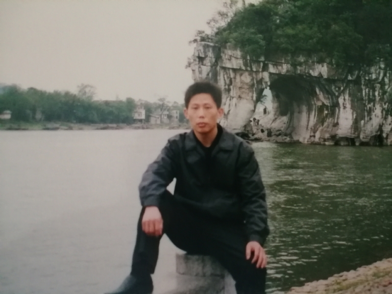 庸人自扰的第一张照片--鞍山相亲服务中心