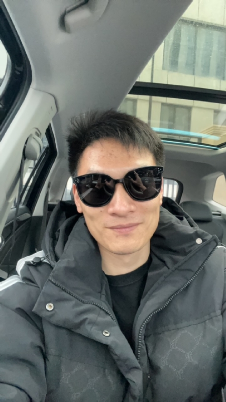 男孩的第一张照片--鞍山相亲服务中心