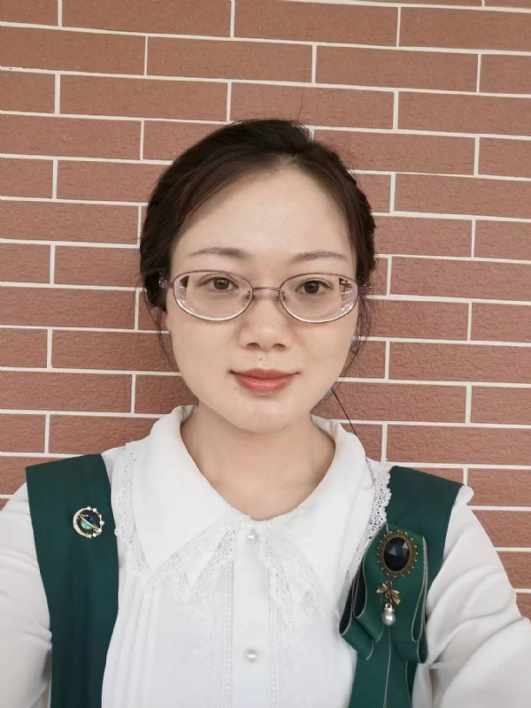 Lily的第一张照片--鞍山相亲服务中心