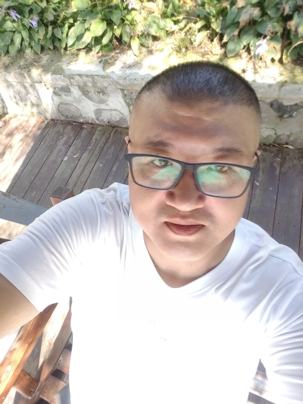 羊十八的第一张照片--鞍山相亲服务中心