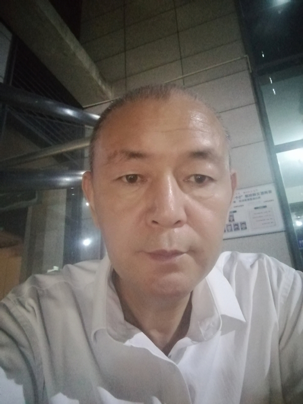 老李的第一张照片--鞍山相亲服务中心