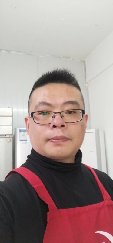 努力奋斗的第一张照片--鞍山相亲服务中心