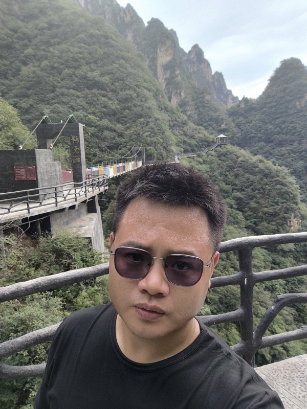 大海的第一张照片--鞍山相亲服务中心