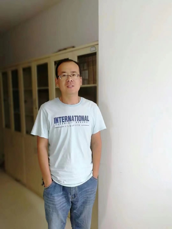 黄土麦田的第三张照片--鞍山相亲服务中心