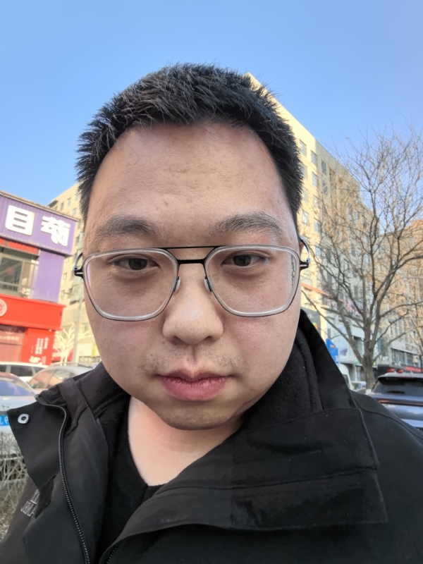 宋哲的第一张照片--鞍山相亲服务中心