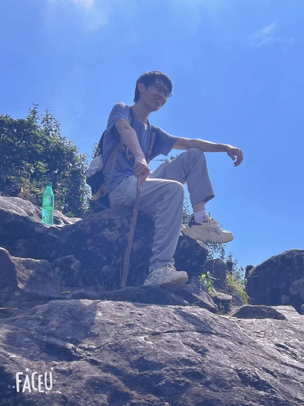 落叶之秋的第二张照片--鞍山相亲服务中心