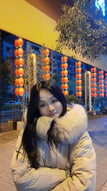 伊伊的第二张照片--鞍山相亲服务中心