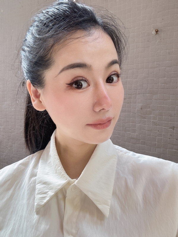 金莉的第二张照片--鞍山相亲服务中心