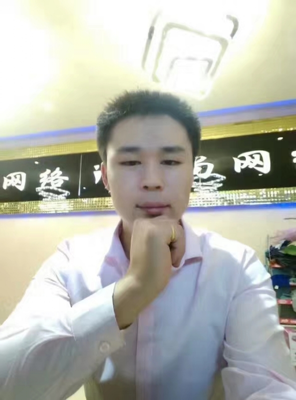 沉默寡言的第一张照片--鞍山相亲服务中心