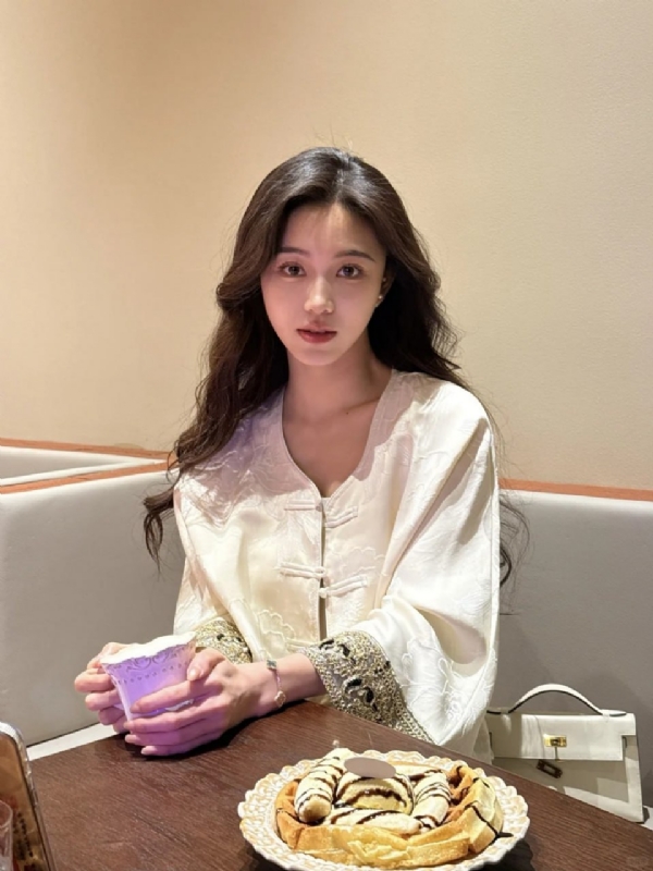 Anna的第二张照片--鞍山相亲服务中心