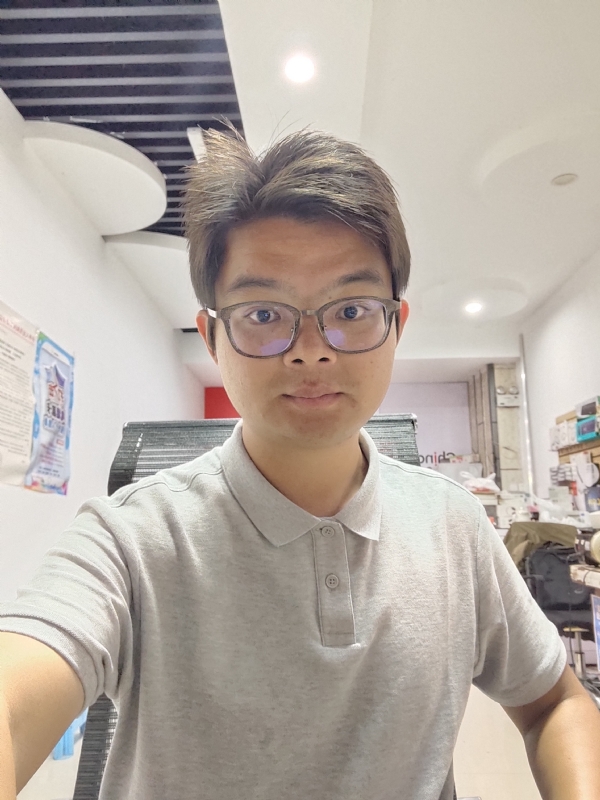 华兴通讯的第一张照片--鞍山相亲服务中心