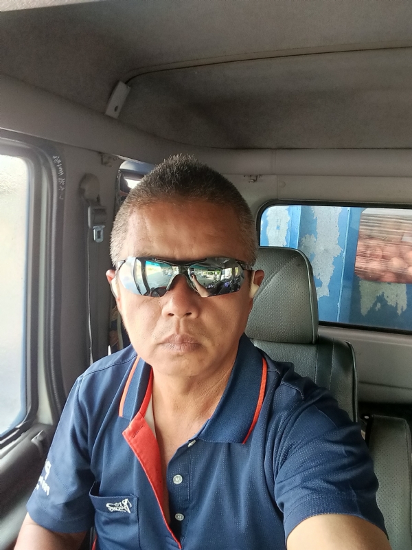 台灣合的第一张照片--鞍山相亲服务中心