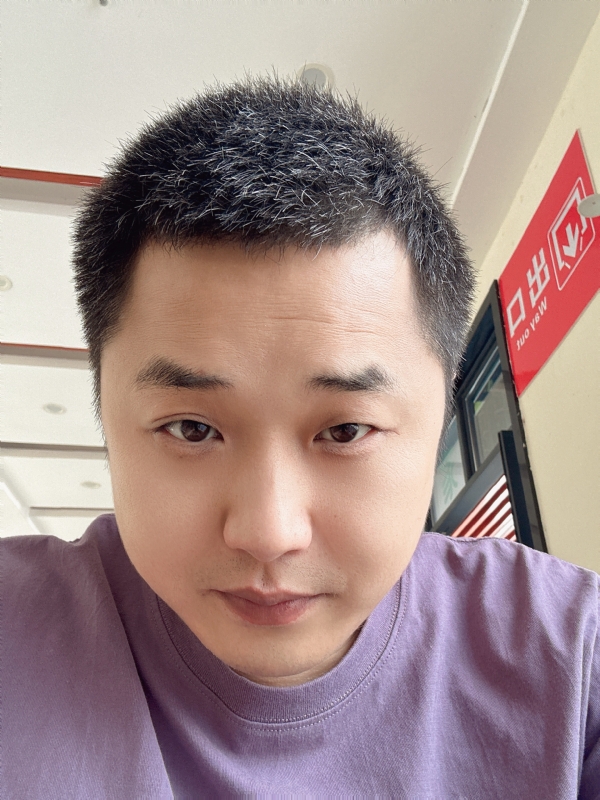 五是五的第一张照片--鞍山相亲服务中心