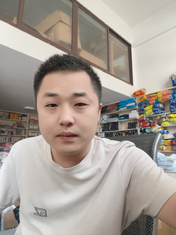 五是五的第三张照片--鞍山相亲服务中心