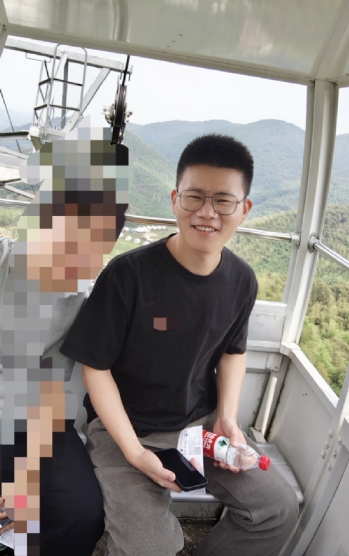 奔奔笨笨的第一张照片--鞍山相亲服务中心