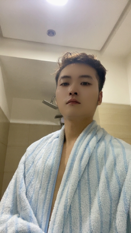 凡尘的第一张照片--鞍山相亲服务中心