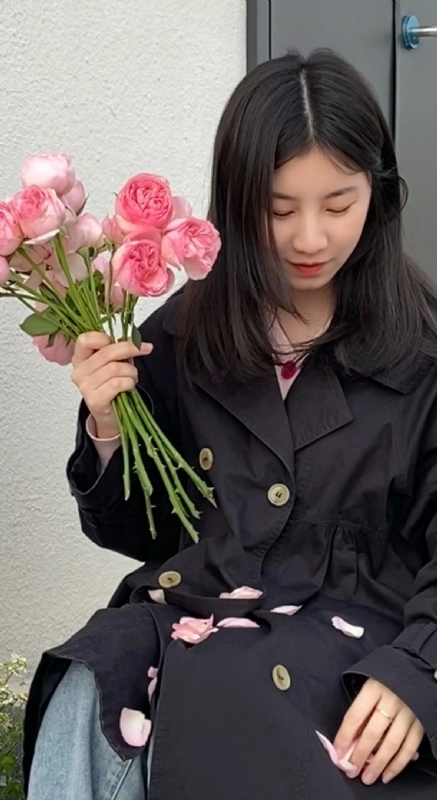 盐盐很甜的第二张照片--鞍山相亲服务中心