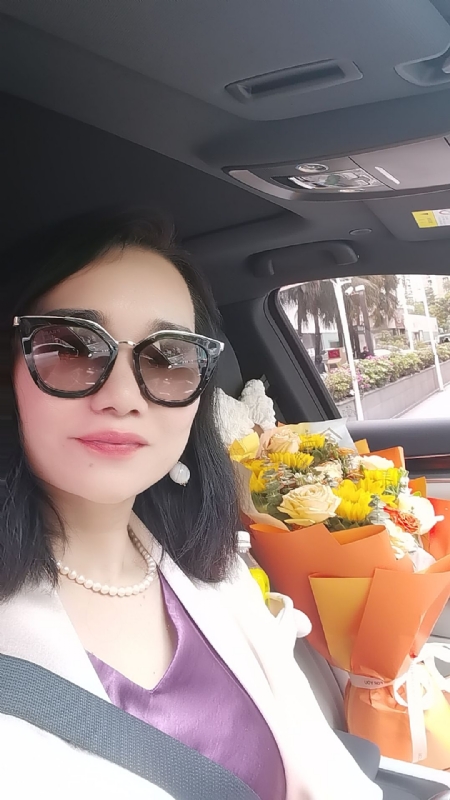 Apple的第一张照片--鞍山相亲服务中心