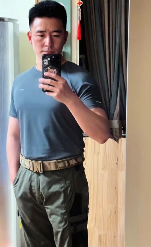 剑走偏锋的第一张照片--鞍山相亲服务中心