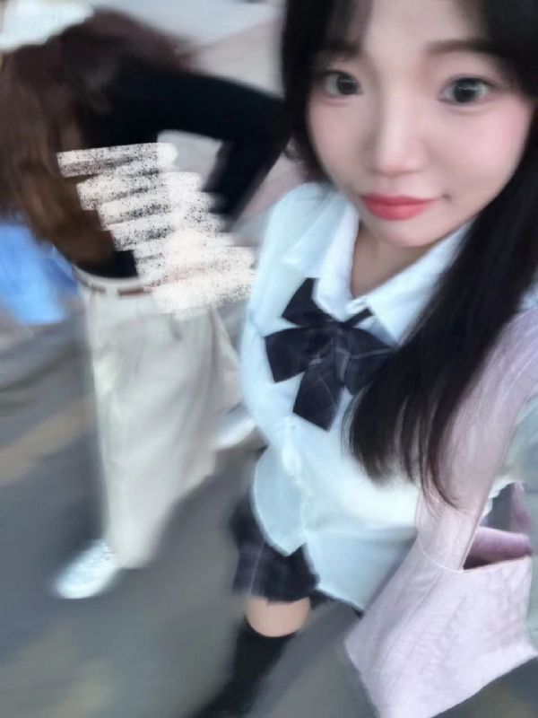 台灣小姐伊洛的第一张照片--鞍山相亲服务中心