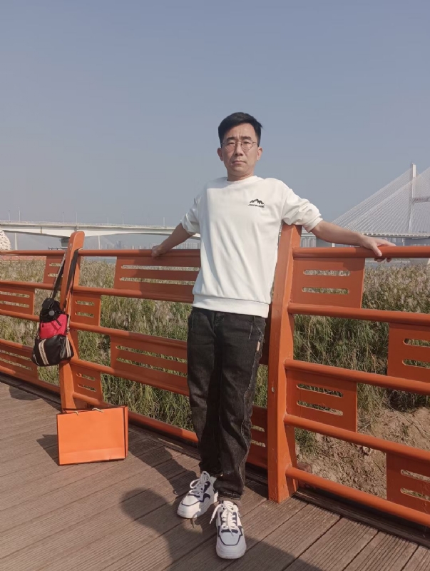 黑白的第一张照片--鞍山相亲服务中心