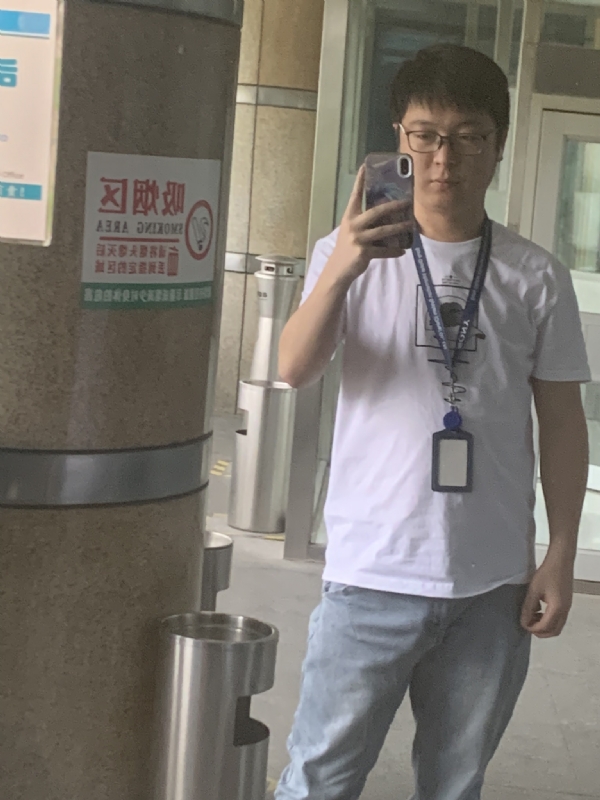 潜伏的第一张照片--鞍山相亲服务中心