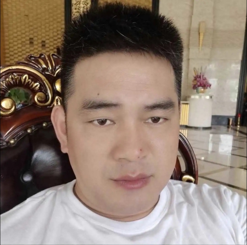 随风的第一张照片--鞍山相亲服务中心