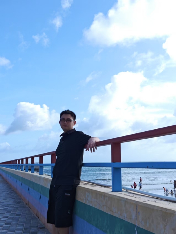 威wei的第二张照片--鞍山相亲服务中心