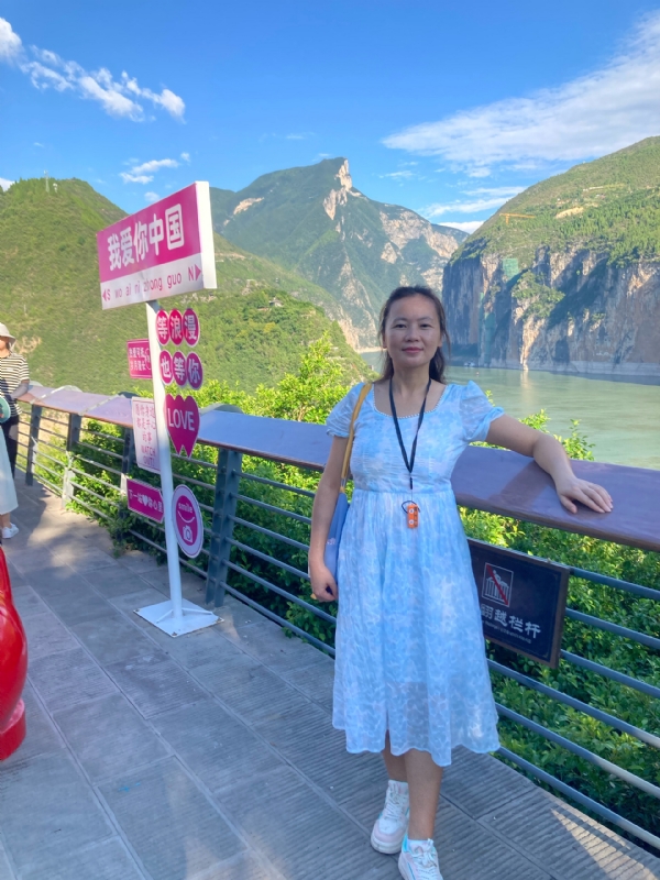 君81的第四张照片--鞍山相亲服务中心