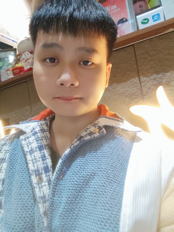 侯侯的第一张照片--鞍山相亲服务中心