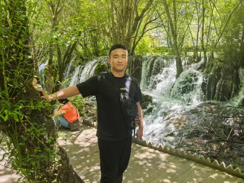 不管多累的第一张照片--鞍山相亲服务中心