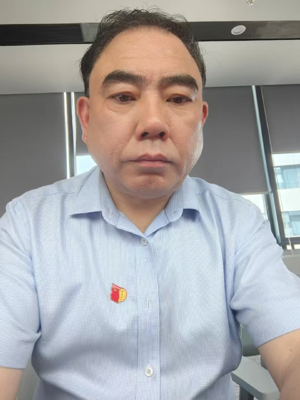 邹先生的第三张照片--鞍山相亲服务中心